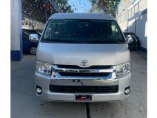 Toyota Hiace Básico