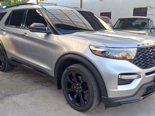 Ford Explorer ST en venta
