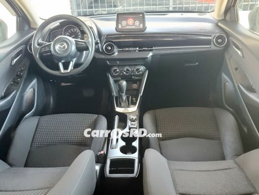 Mazda Demio Hatchback en venta