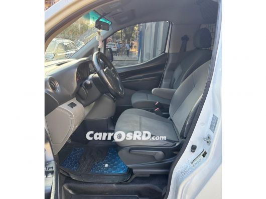 Nissan NV Camioneta en venta