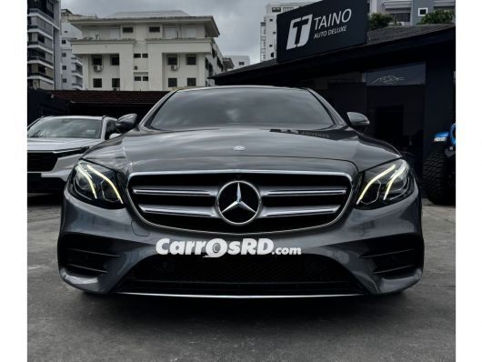 Mercedes-Benz Clase E Carros en venta