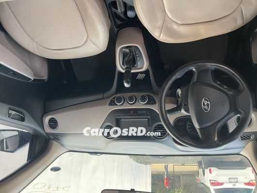 Hyundai Grand i10 Carros en venta