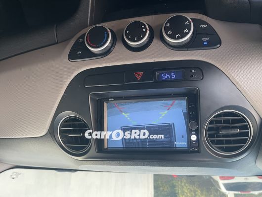 Hyundai Grand i10 Carros en venta