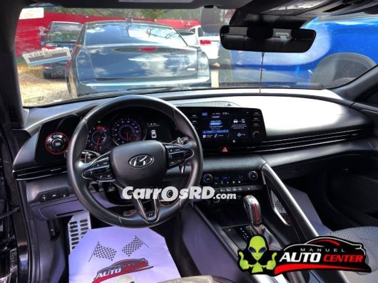 Hyundai Elantra Carros en venta