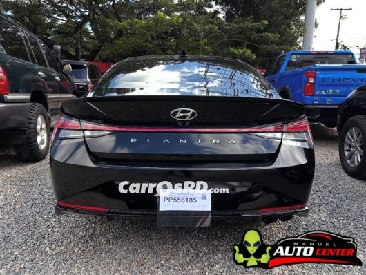 Hyundai Elantra Carros en venta