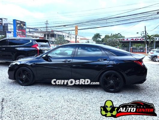 Hyundai Elantra Carros en venta