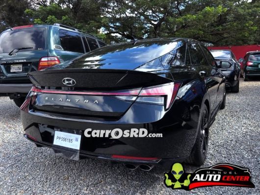 Hyundai Elantra Carros en venta