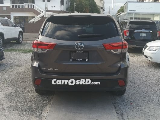 Toyota Highlander Jeepeta en venta