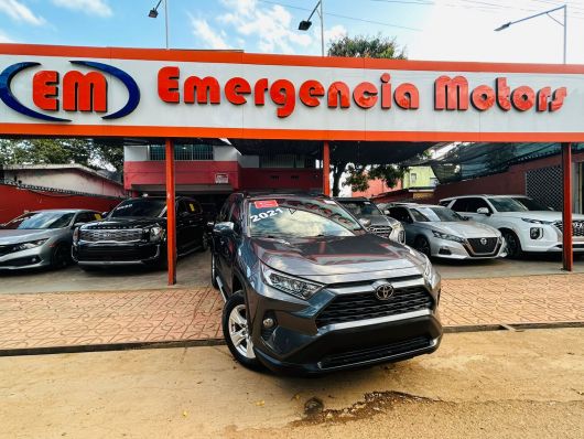 Toyota RAV4 XLE en venta