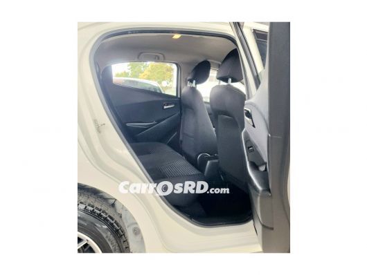 Mazda Demio Hatchback en venta