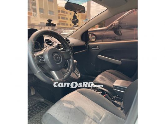 Mazda Demio Hatchback en venta