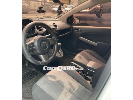 Mazda Demio Hatchback en venta