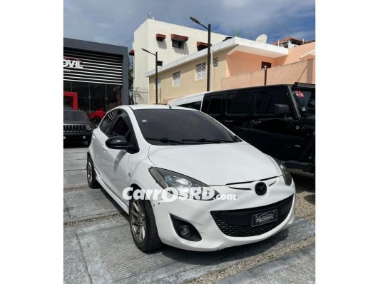 Mazda Demio Hatchback en venta
