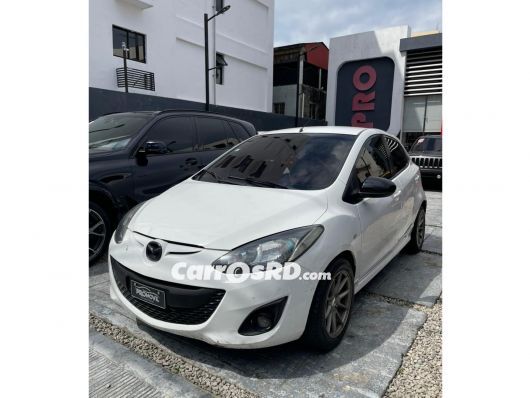 Mazda Demio Hatchback en venta