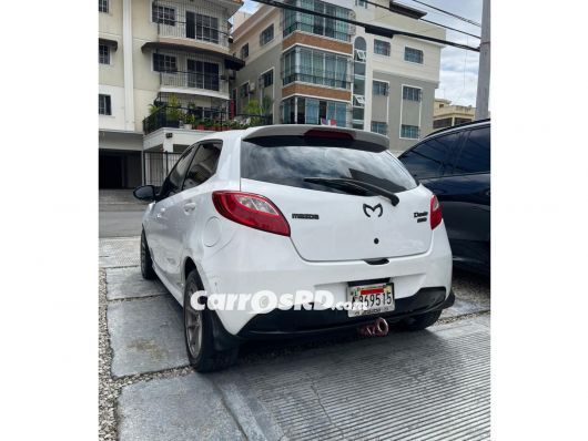 Mazda Demio Hatchback en venta