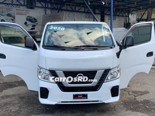 Nissan NV Autobus en venta