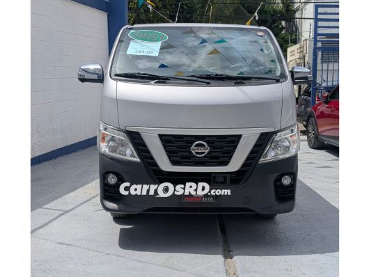 Nissan NV Autobus en venta