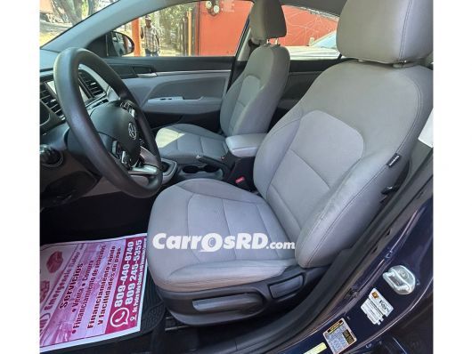 Hyundai Elantra Carros en venta