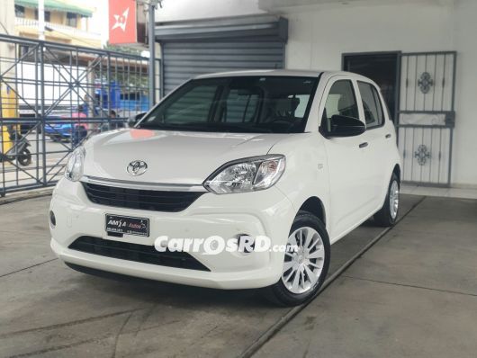 Toyota Passo Carros en venta