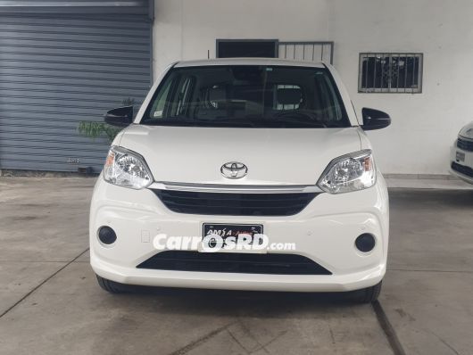 Toyota Passo Carros en venta