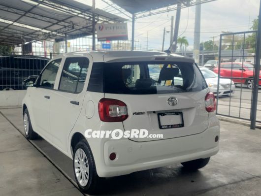 Toyota Passo Carros en venta