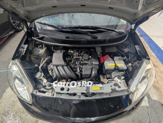 Nissan March Hatchback en venta