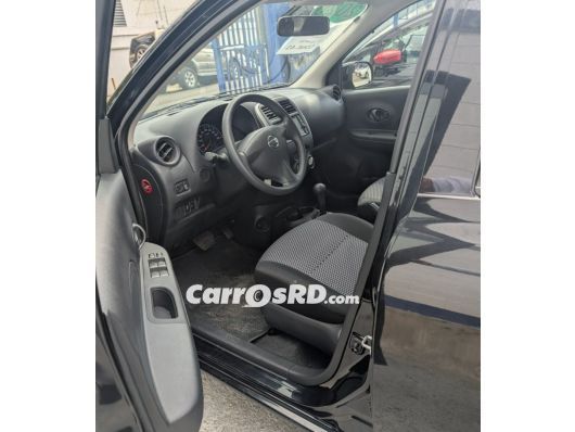 Nissan March Hatchback en venta