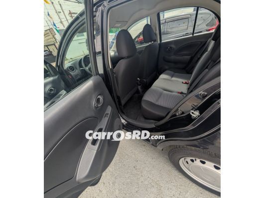 Nissan March Hatchback en venta