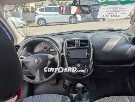 Nissan March Hatchback en venta