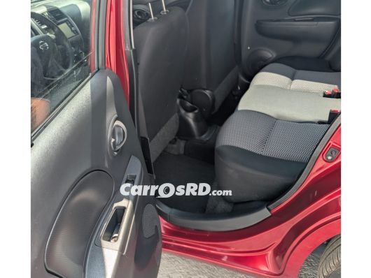 Nissan March Hatchback en venta