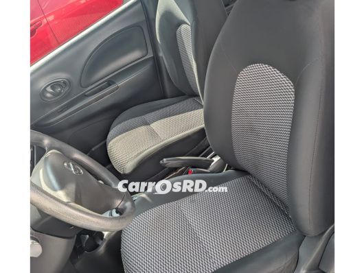 Nissan March Hatchback en venta