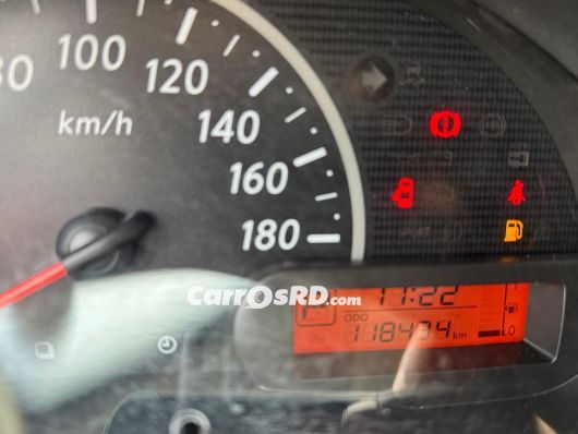 Nissan March Hatchback en venta