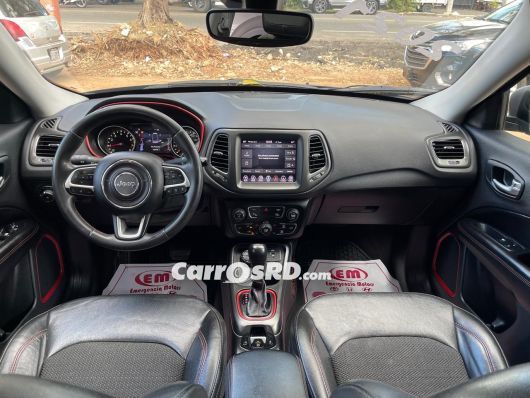 Jeep Compass Jeepeta en venta