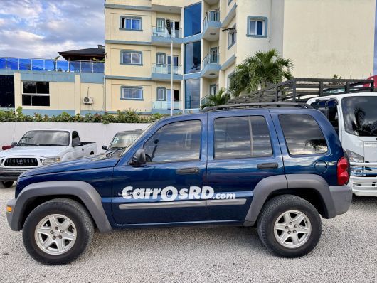 Jeep Liberty Jeepeta en venta