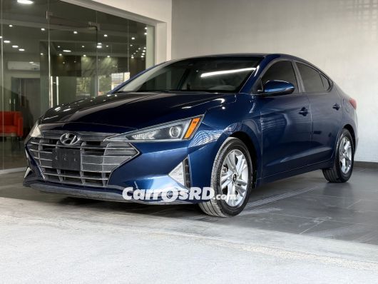 Hyundai Elantra Carros en venta