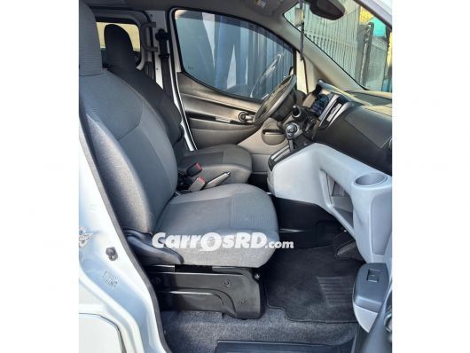 Nissan NV Minivan en venta