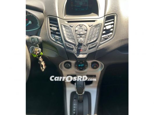 Ford Fiesta Carros en venta