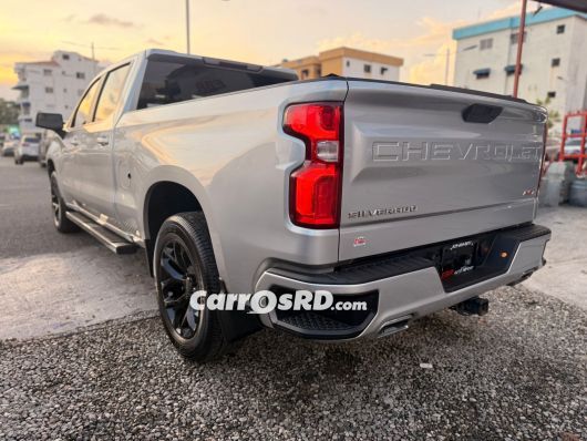 Chevrolet Silverado Camioneta en venta