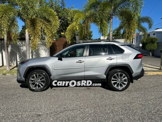 Toyota RAV4 Jeepeta en venta