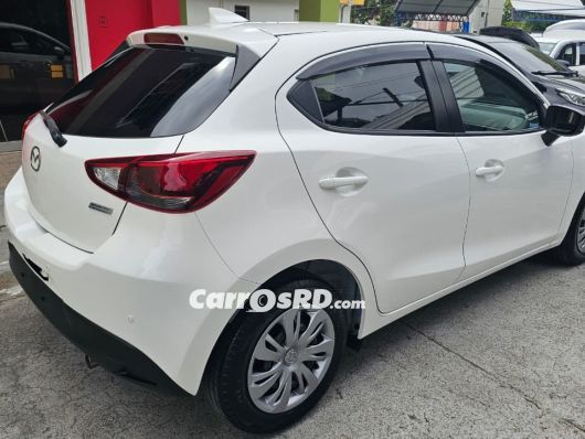 Mazda Demio Hatchback en venta