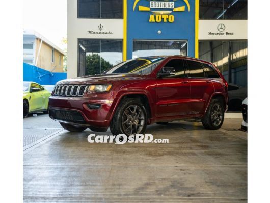Jeep Grand Cherokee Jeepeta en venta