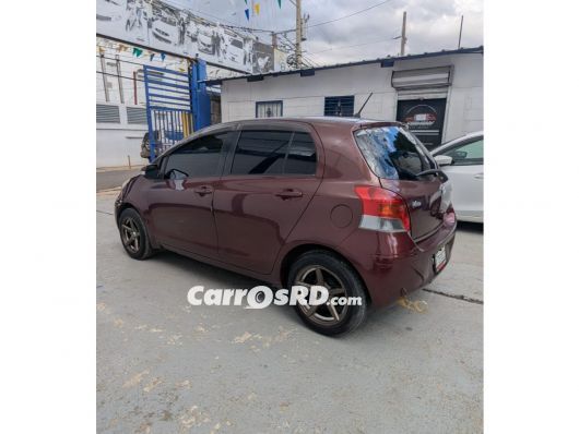 Toyota Vitz Hatchback en venta