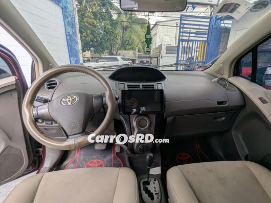Toyota Vitz Hatchback en venta