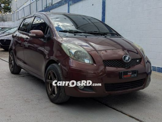 Toyota Vitz Hatchback en venta