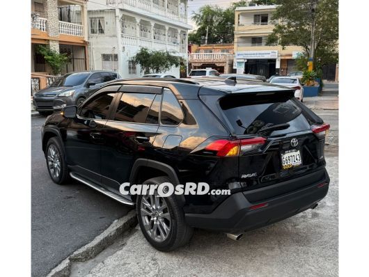 Toyota RAV4 Jeepeta en venta
