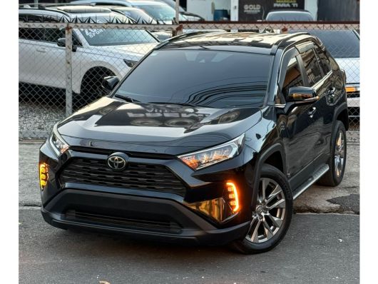 Toyota RAV4 XLE en venta
