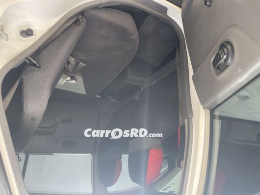 Nissan AD Hatchback en venta