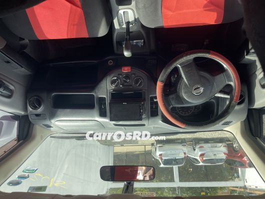 Nissan AD Hatchback en venta