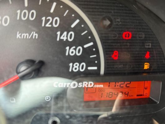 Nissan March Hatchback en venta