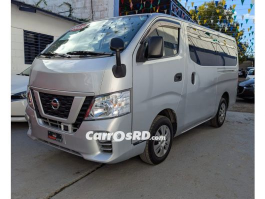 Nissan NV Minivan en venta